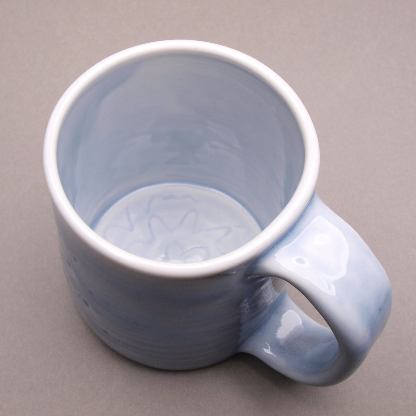 Handcrafted 'PARK CITY' Souvenir Mug with hummingbird by Mike Hays: Artistry, Comfort, and Durability