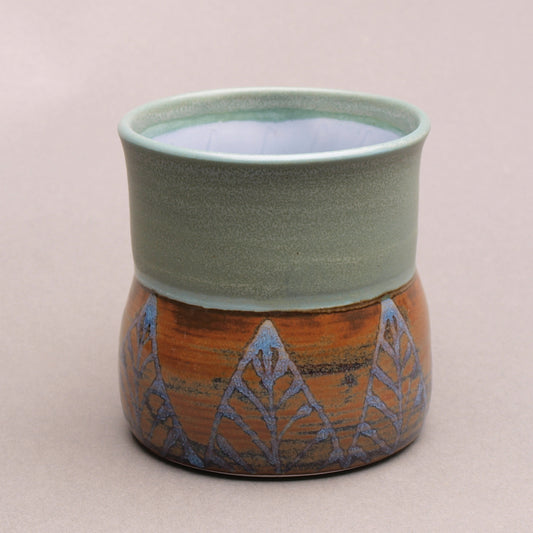 "Handcrafted Ceramic Mug by Mike Hays: Artistry, Ergonomics, and Durability MUG #1