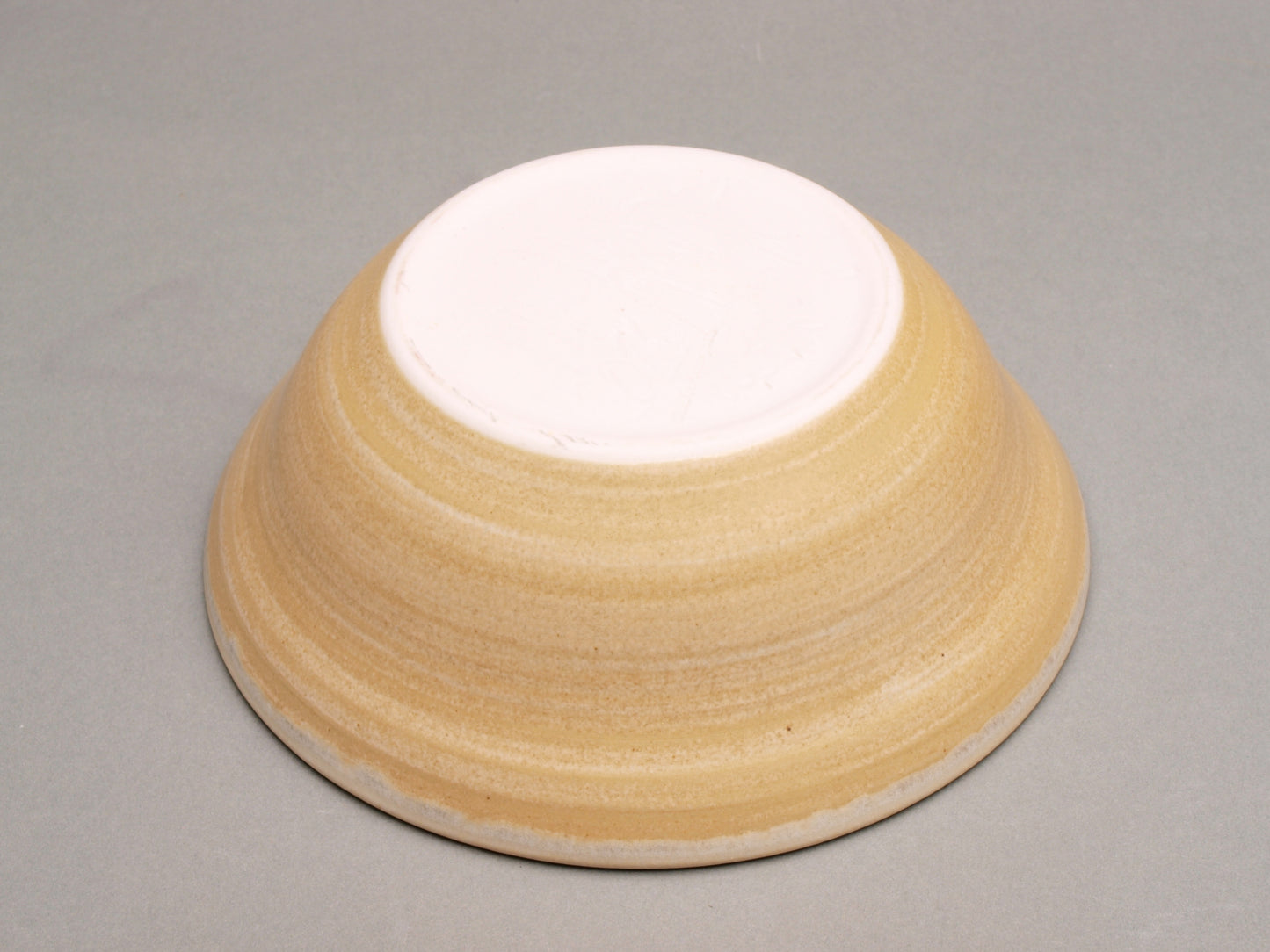 Elegant Porcelain Bowl with a celtic inspired clover imprint – Handcrafted Artistry