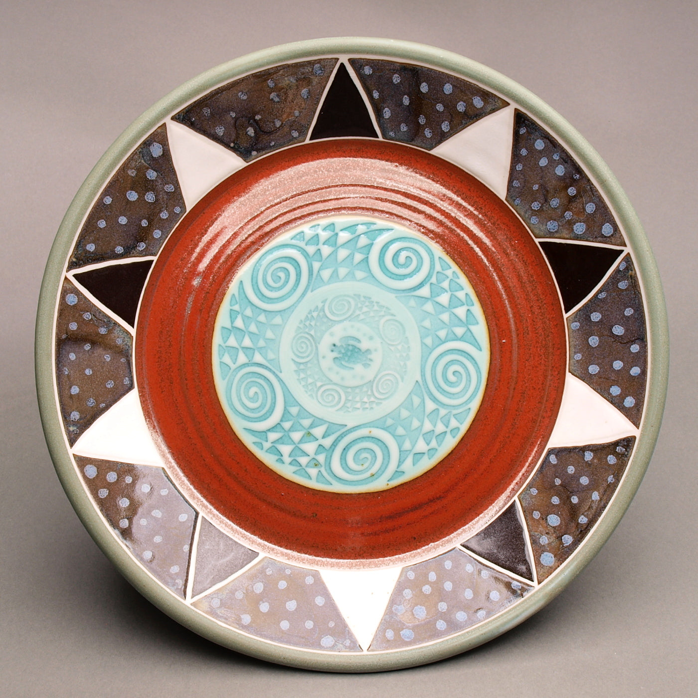 TURTLE & SWIRLING FINS PLATTER – A handcrafted porcelain centerpiece by Mike Hays, featuring intricate Southwestern-inspired design.