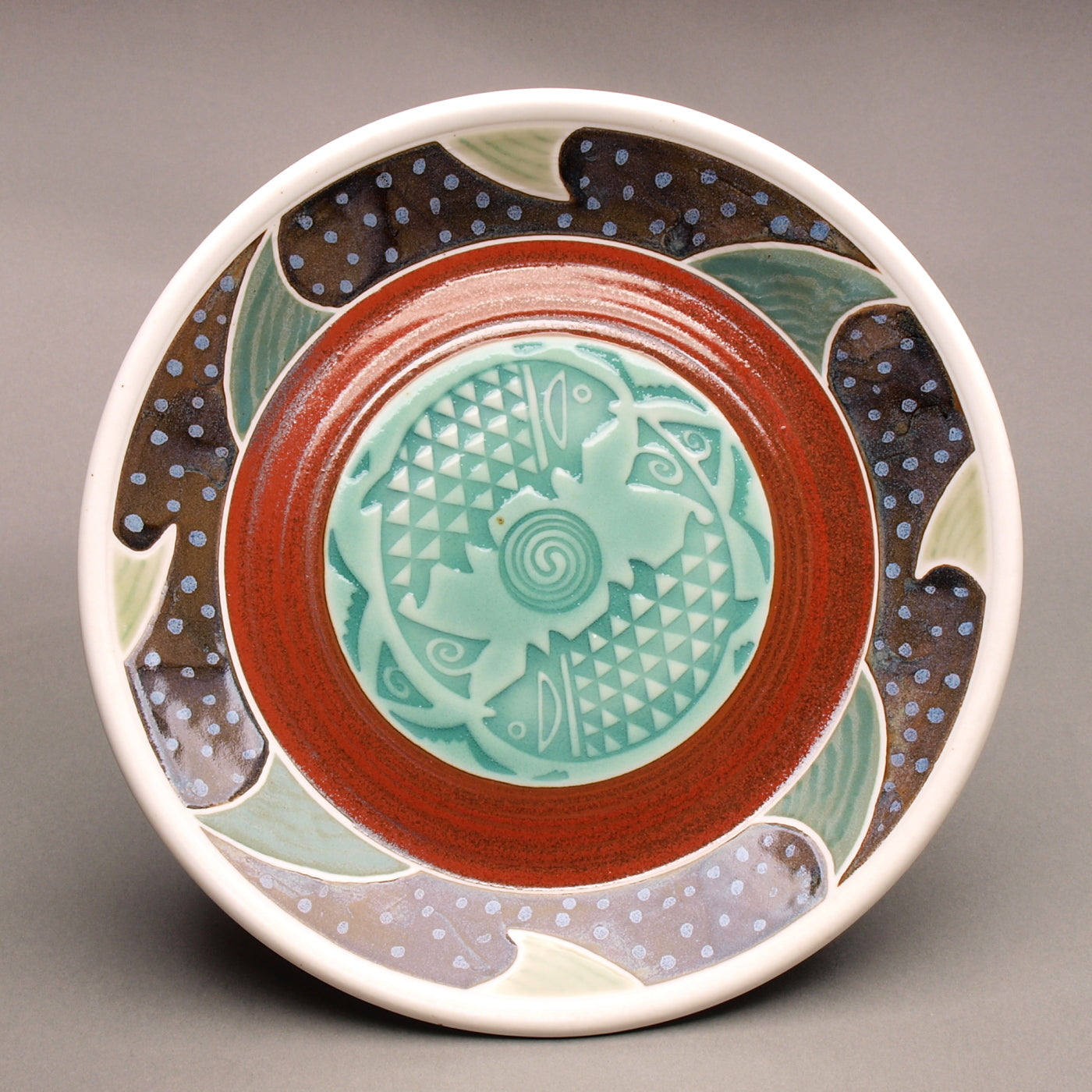 MIMBRES TROUT MOTIF PLATTER – A handcrafted porcelain centerpiece by Mike Hays, featuring intricate Southwestern-inspired design.